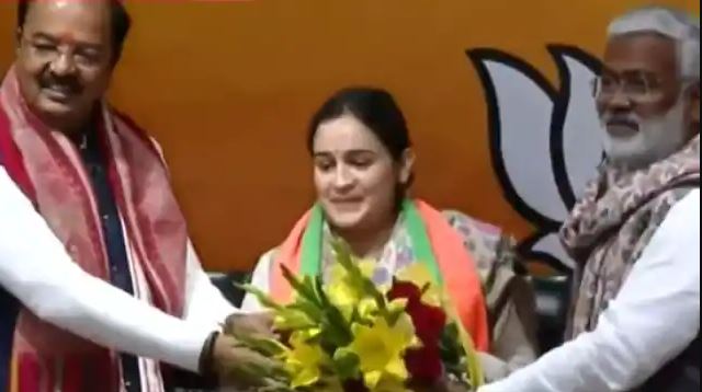 aparna yadav joined bjp at delhi